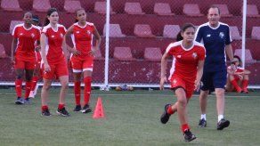 Selección Femenina retoma entrenamientos de cara al Preolímpico