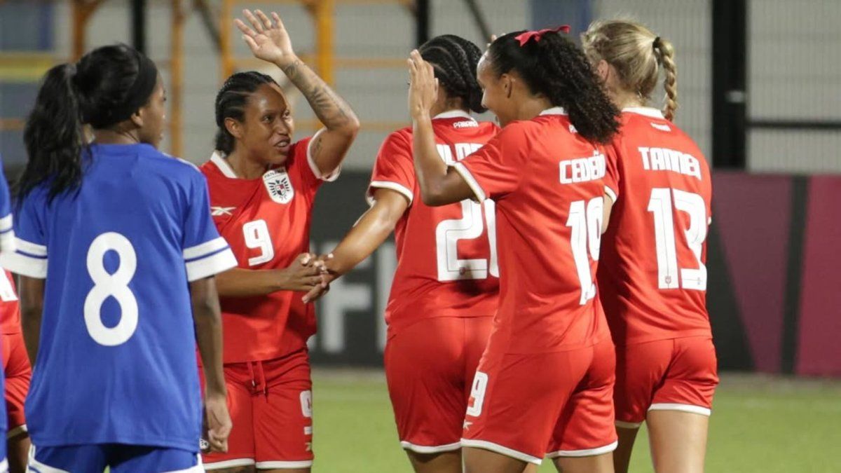 Panamá Femenina golea a Curazao para iniciar con buen pie las Eliminatorias CONCACAF W Panamá Femenina golea a Curazao para iniciar con buen pie las Eliminatorias CONCACAF W