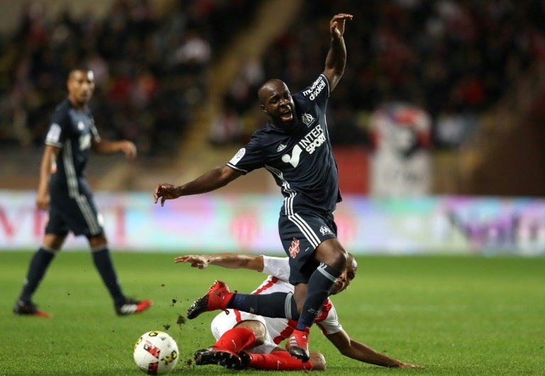 Justicia belga ordena a FIFA a indemnizar a Lassana Diarra