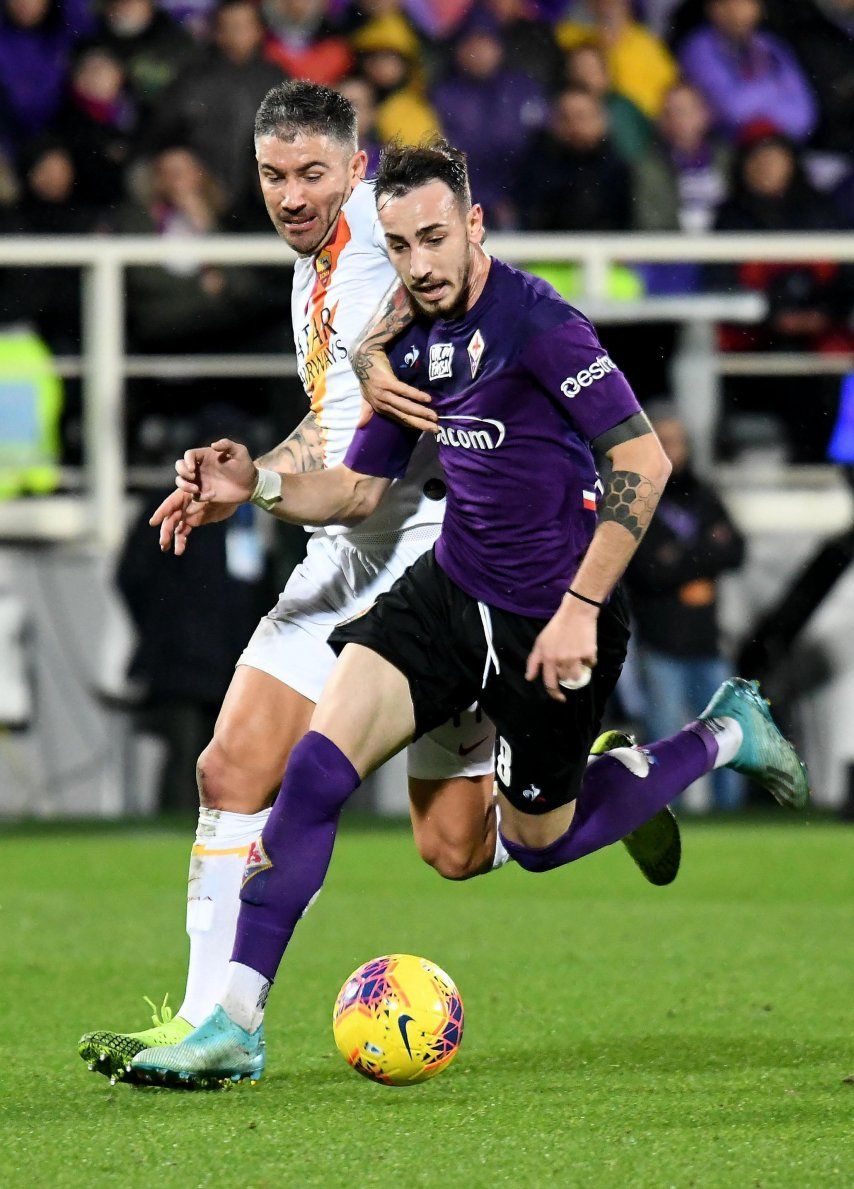 Roma gana 4-1 a Fiorentina; en duda continuación de Montella