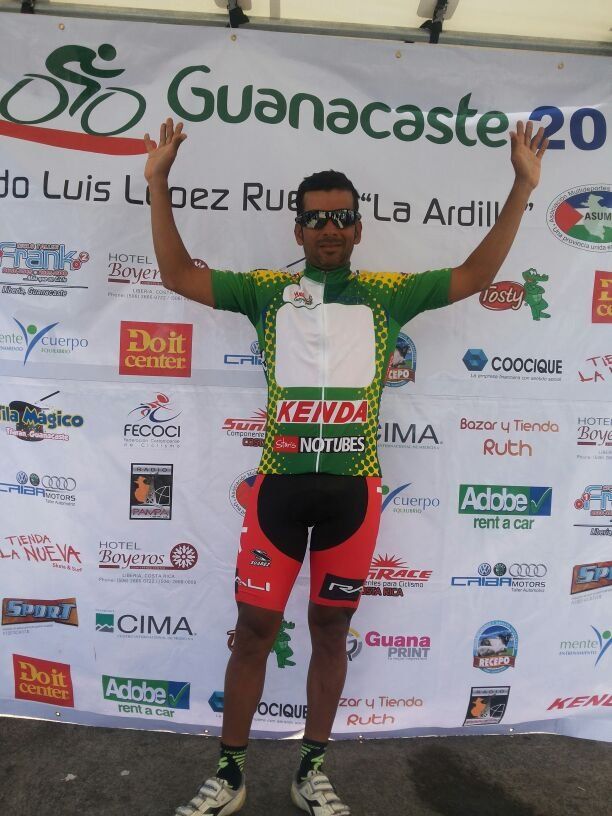 Panameño Eibar Villarreal, mejor extranjero en la Vuelta a Guanacaste