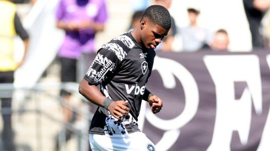 Kadir Barría volvió al once en empate del Botafogo ante Corinthians