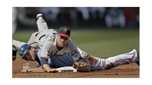 MLB: Reales 7, Mellizos 3; Moustakas y Pérez se lucen