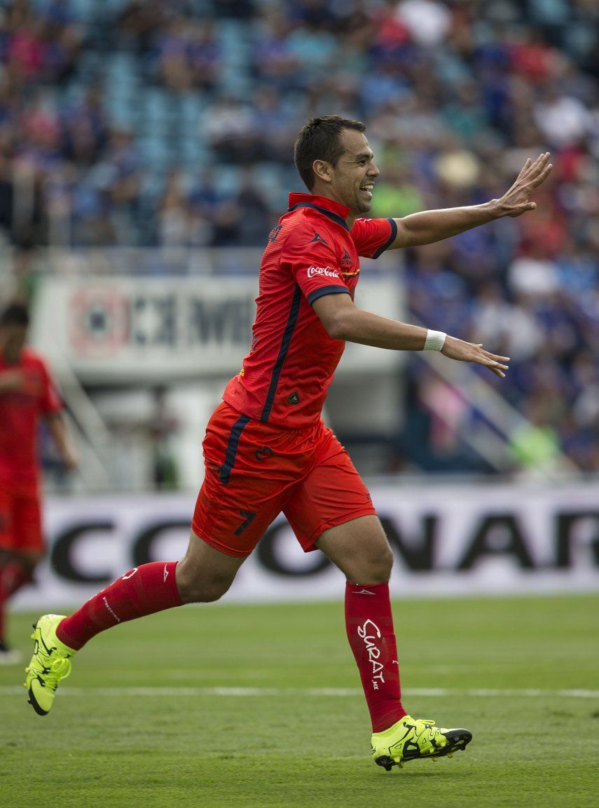 Morelia comienza torneo con triunfo ante Cruz Azul