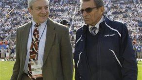 Penn State despide a Paterno y a presidente de universidad