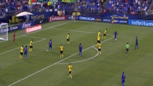 Jamaica supera 1-0 a Haití y se mide con EEUU en semis