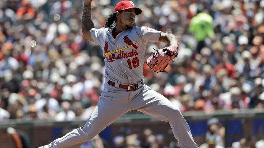 Martínez y Cardenales derrotan 3-2 a Gigantes