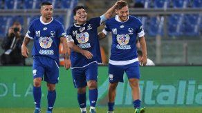 Maradona sobre encontronazo con Verón: entre nosotros