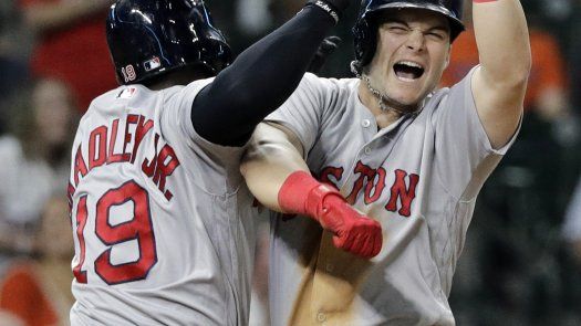 Vázquez y Benintendi aportan jonrones a triunfo de Boston