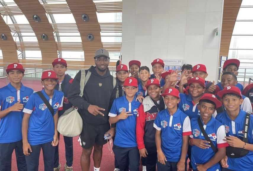 &nbsp;Selección de Panamá U12 se encuentran con Donovan Mitchell