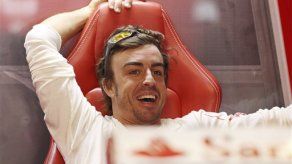 Alonso se reúne con líder de ciclistas