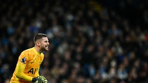 El arquero del Tottenham Guglielmo Vicario fue operado del tobillo