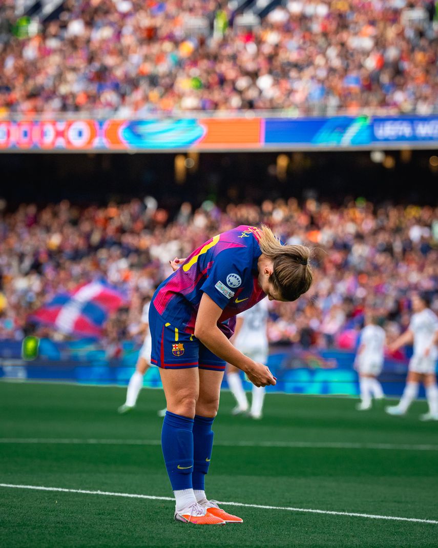 FC Barcelona aplastó al Real Madrid en cuartos de la Champions League Femenina