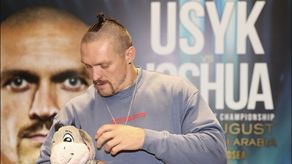 Igor, el especial compañero animado de Oleksandr Usyk