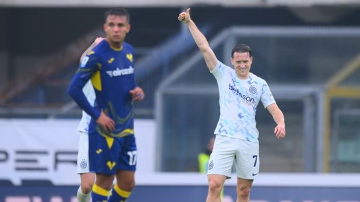 Serie A: Inter le gana sobre la hora al Hellas Verona