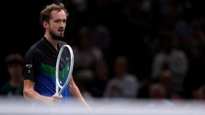 Daniil Medvedev es eliminado en su entrada en liza en el Masters 1000 de París-Bercy