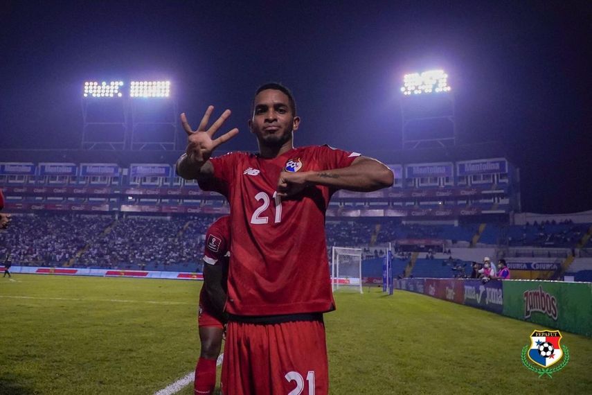 Eliminatorias: César Yanis repite en el XI titular de Panamá