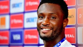 El nigeriano John Obi Mikel anunció su retiro del fútbol