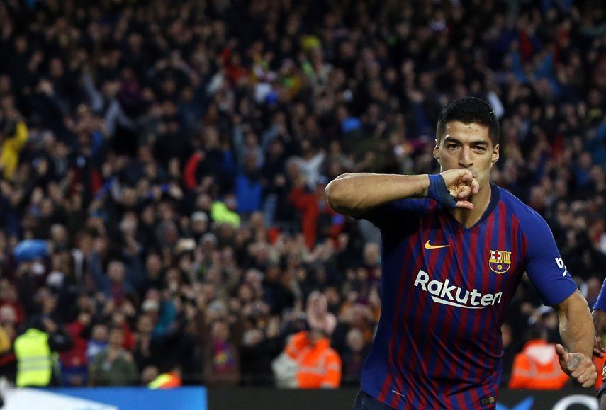 Con tripleta de Suárez, Barcelona golea al Real Madrid