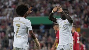 Bayern Múnich golea en la DFB Pokal