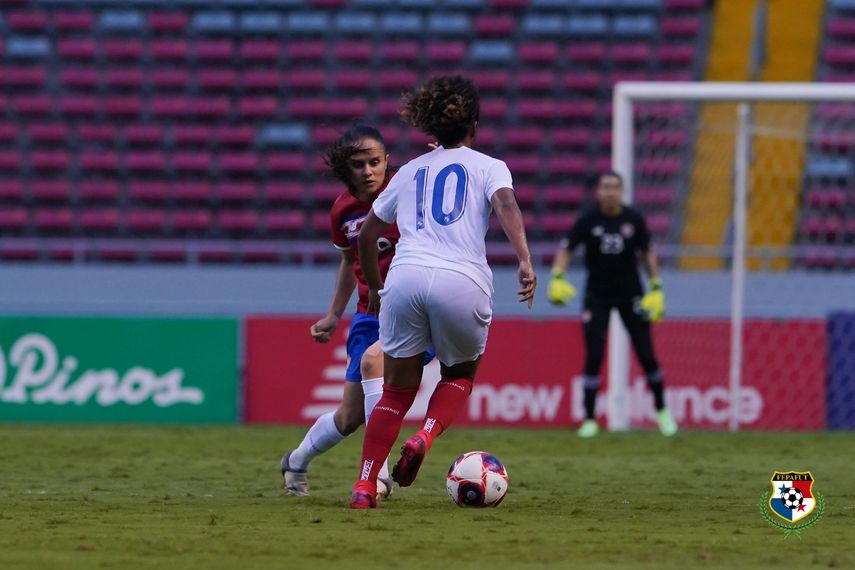 Marta Cox y una anotación histórica ante Costa Rica