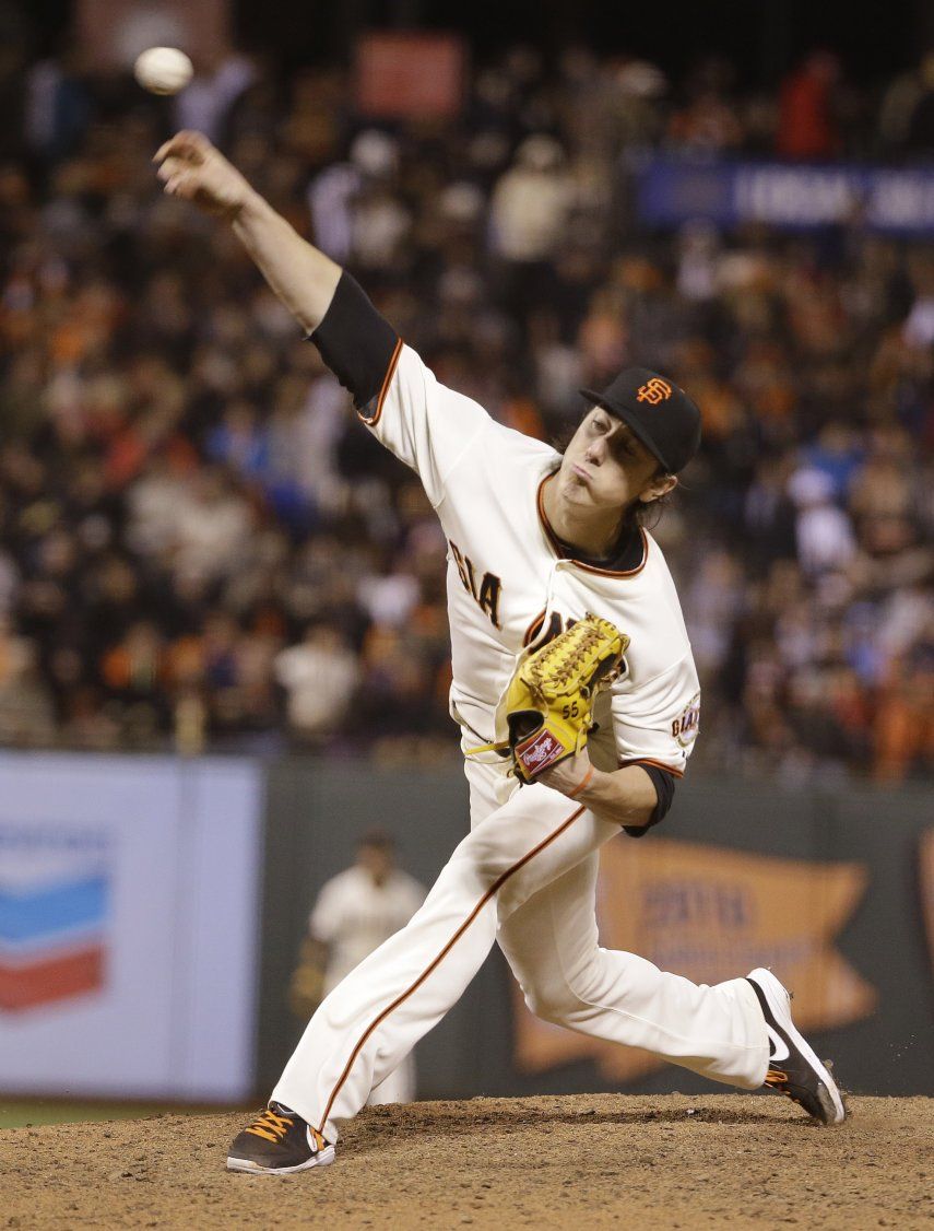 Noche estelar de Lincecum; jonrón 100 de Sandoval