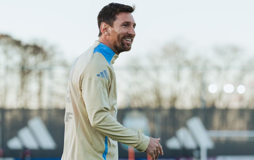 Lionel Scaloni dice que contará con Lionel Messi