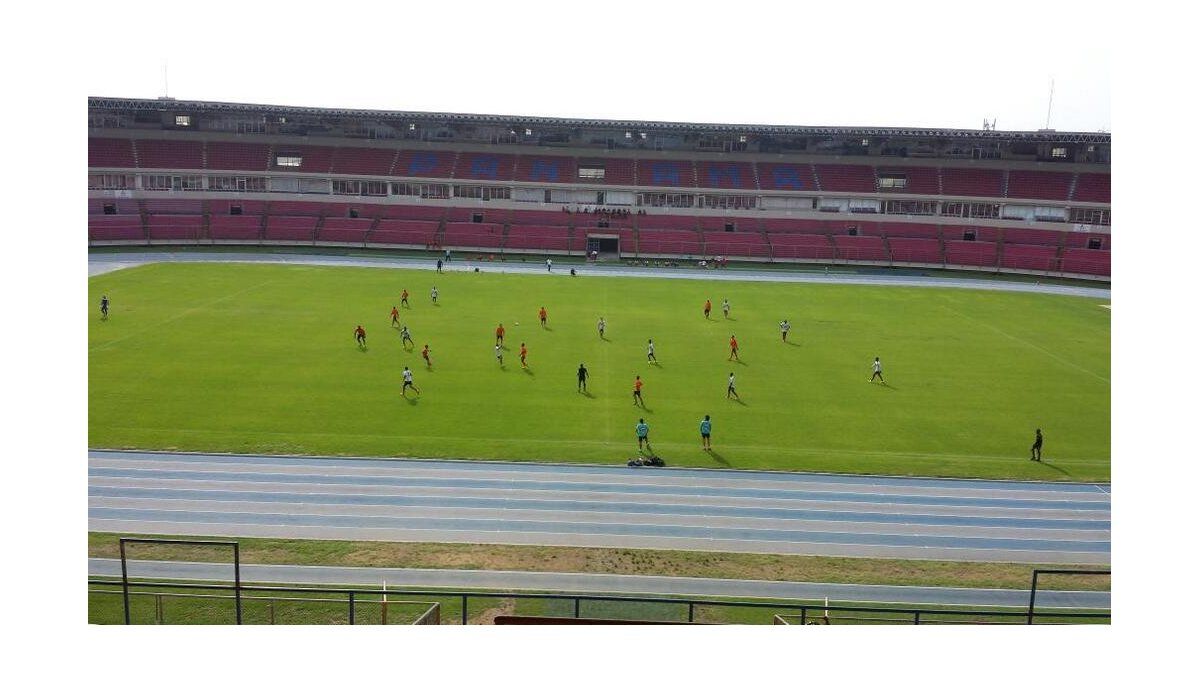 La sub-20 vence 4-0 a Plaza Amador