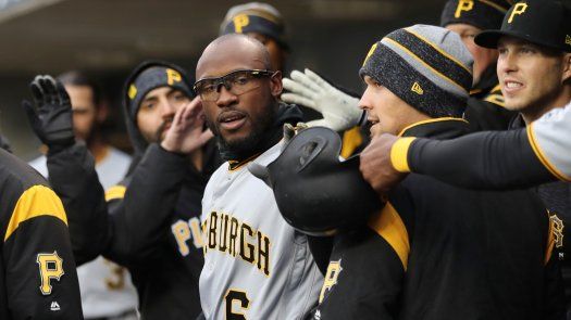 Piratas barren a Tigres en doble cartelera y serie