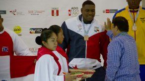 Rodolfo Waithe gana su segunda medalla en los Bolivarianos
