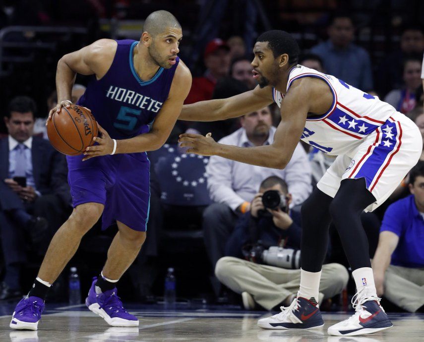 Batum aporta triple doble a triunfo de Hornets sobre 76ers