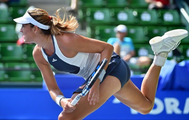 Muguruza jugará las semifinales de Pekín frente a Radwanska