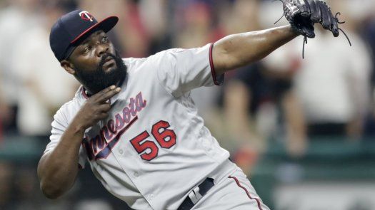 Atléticos refuerzan su bullpen con adquisición de Rodney