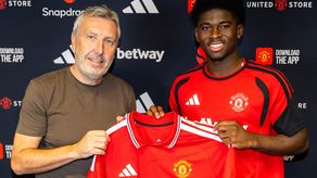 Manchester United se gasta casi 100 millones en Carlos Baleba