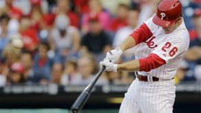 Calicho Ruiz de 3-1 con anotada e impulsada en triunfo de Filis