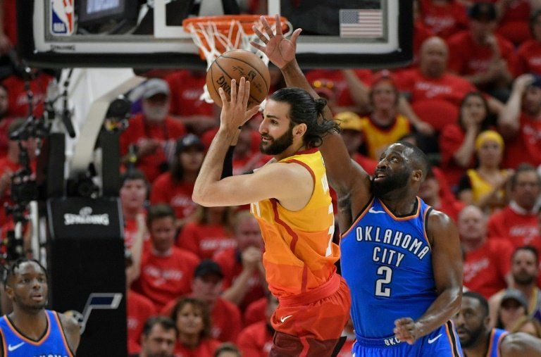 Rubio se echa arriba a los Jazz y vencen a OKC para tomar la delantera en playoffs