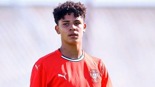 Cristiano Ronaldo Jr anotó doblete con Portugal sub-16 Cristiano Ronaldo Jr anotó doblete con Portugal sub-16
