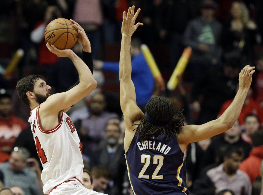 Mirotic y Dunleavy guían a Bulls a victoria sobre Pacers