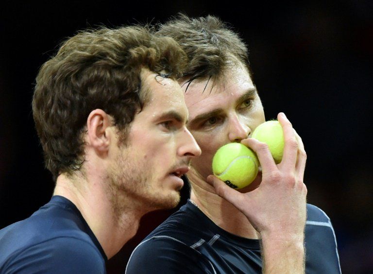 Andy Murray vuelve con su hermano Jamie a jugar en dobles