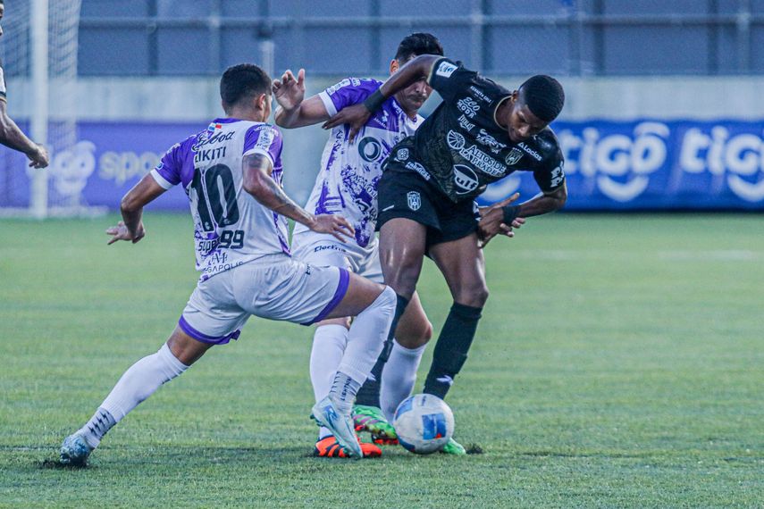 LPF: ¿Cómo llegan CAI y Tauro a los playoffs del Torneo Apertura 2025?