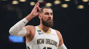 Los Kings cambian a Jonas Valančiūnas a los Nuggets por Dario Šarić.