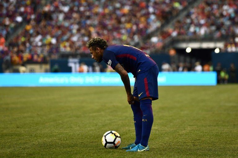 Pelea y evento publicitario cancelado: los rumores sobre Neymar no cesan