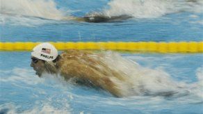 Phelps se clasifica 11mo para 200 metros mariposa