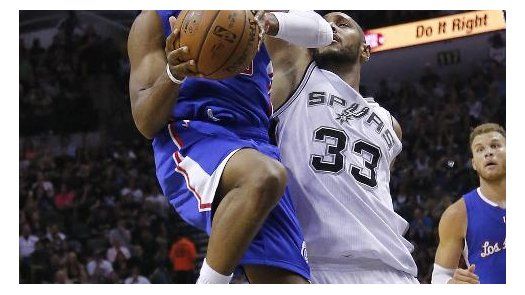 NBA: Clippers vencen a Spurs y empatan su serie de playoffs