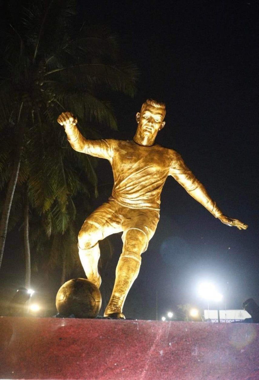 Estatua de Cristiano Ronaldo causa polémica en India