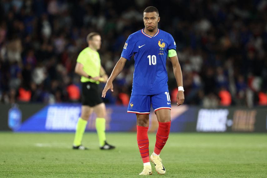 Didier Deschamps: sobre Kylian Mbappé: No está aquí