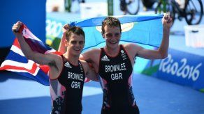 El británico Alistair Brownlee revalida el oro en triatlón en Rio-2016