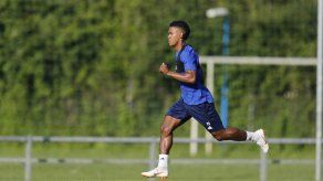 Bárcenas: Vengo a aportar al Oviedo en cualquier parte del terreno