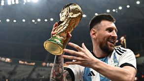 Lionel Messi: Me hubiese gustado que el Diego me entregue la copa