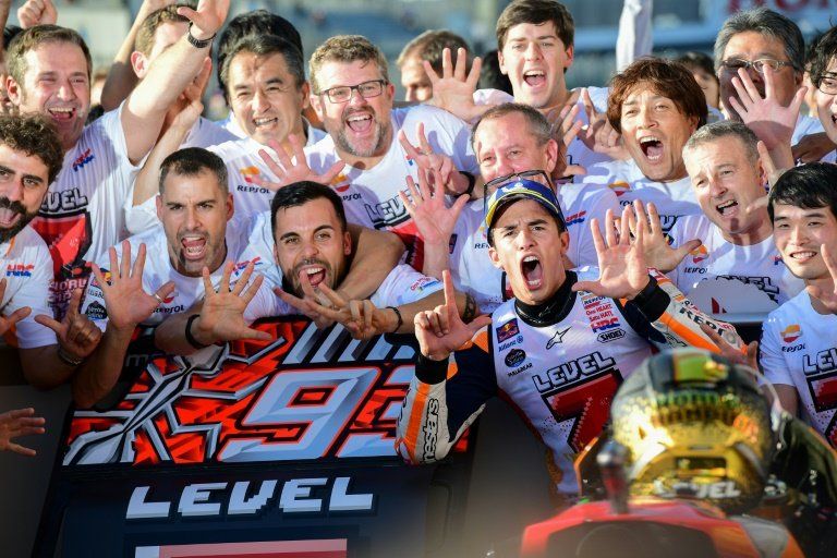 Márquez gana en Japón y obtiene su quinto titulo mundial en MotoGP